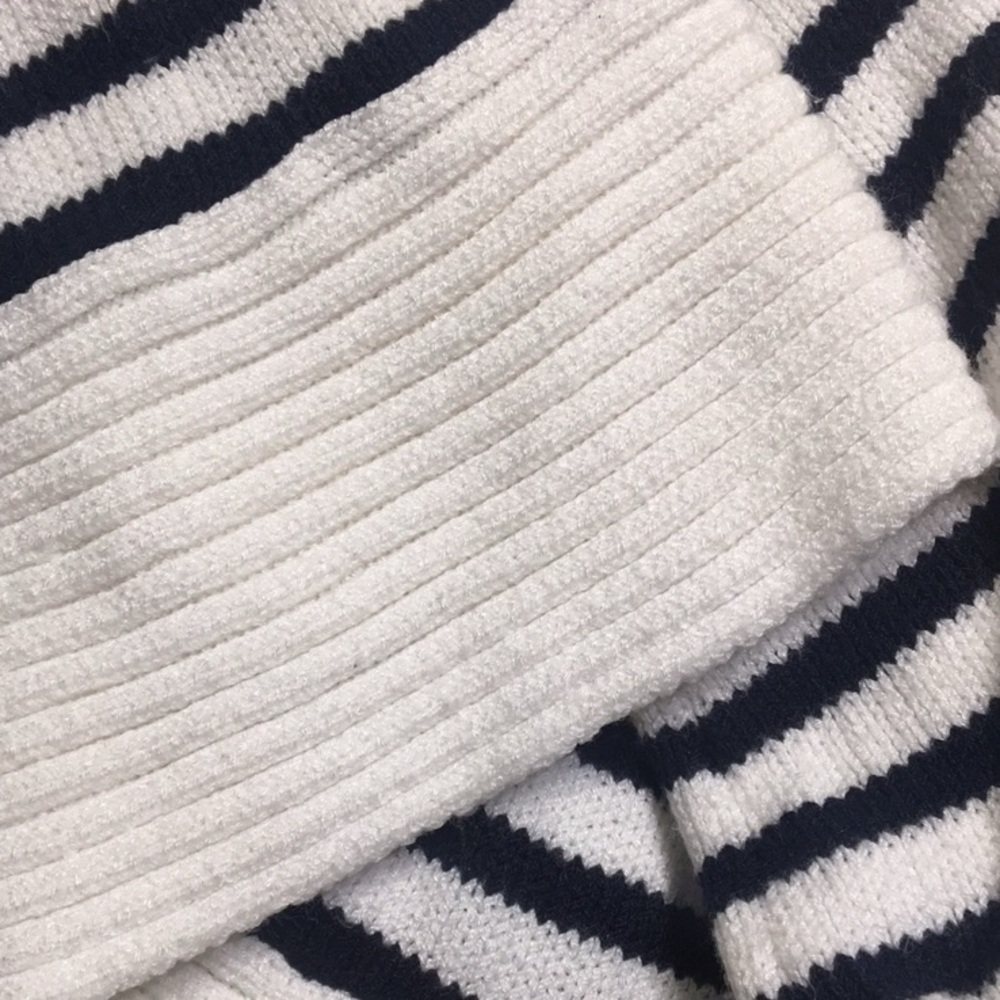 CAbi 3/4 Sleeve Striped Black and White Women's Sweater, Size Medium - Picture 4 of 5